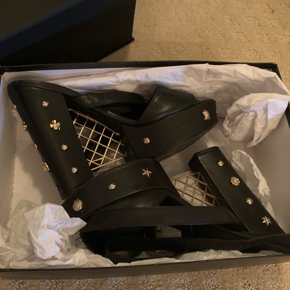 **Sold** Chanel shoes platform studded heels - Picture 6 of 8